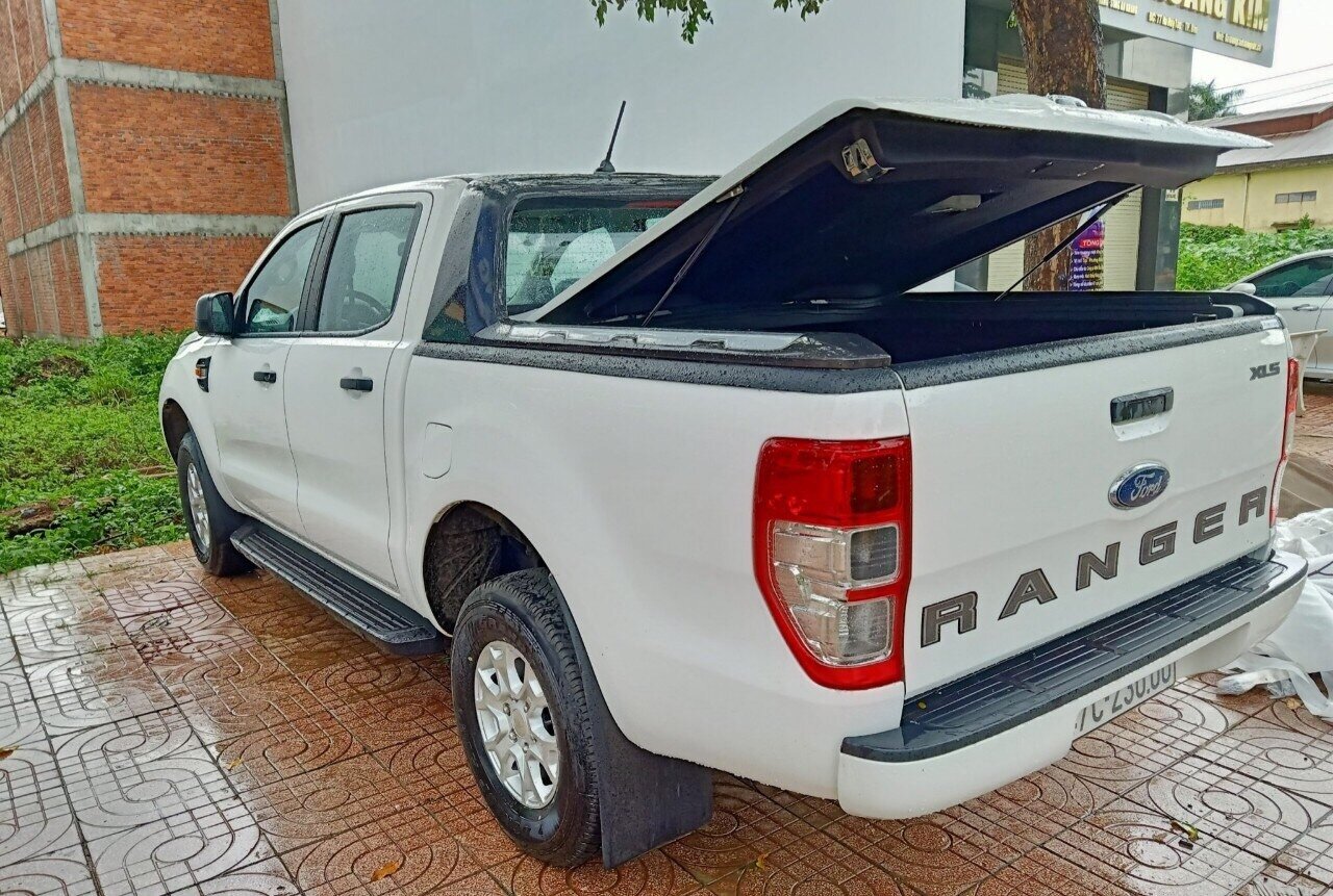 NẮP THÙNG THẤP FORD RANGER