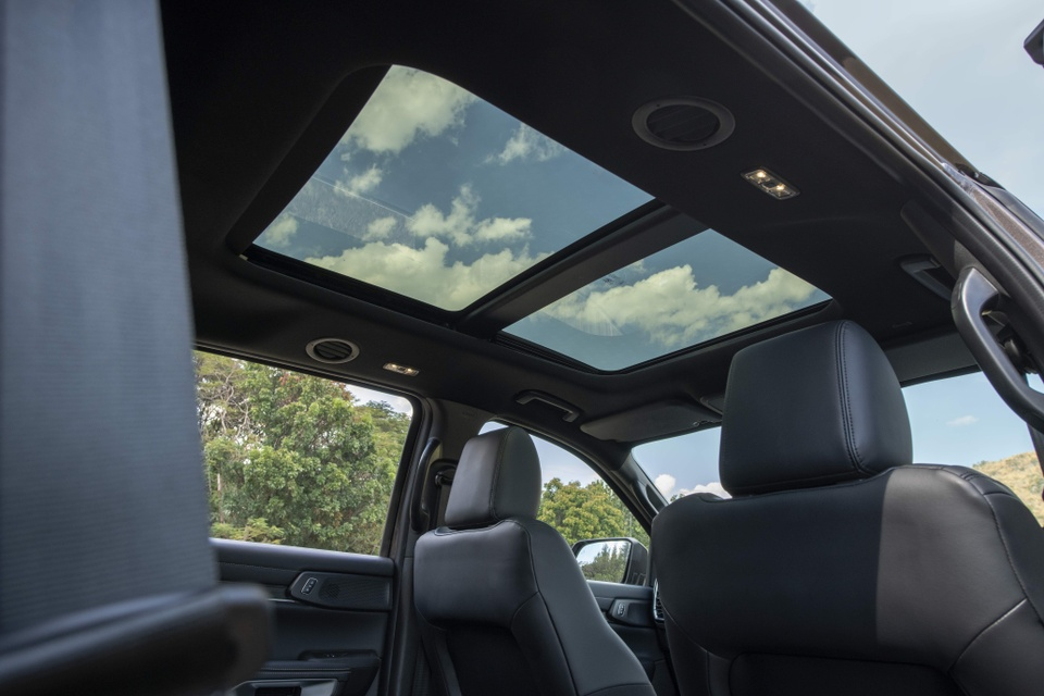 Không gian thoải mái cho cả gia đình với 7 Chỗ ngồi